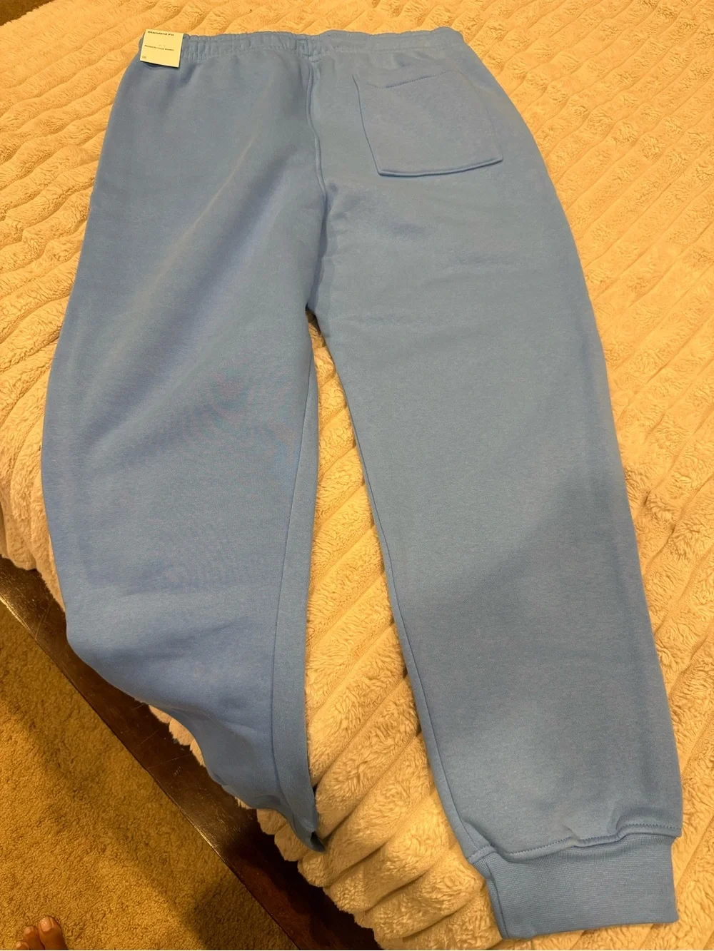 Jordan Men’s Blue Fleece Jogger Pants. Standard fit